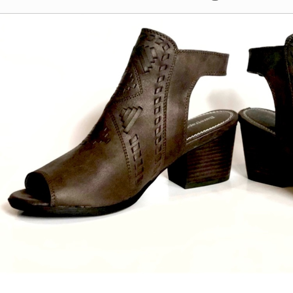 Baretrap 8.5 Open Toed Bootie - image 1
